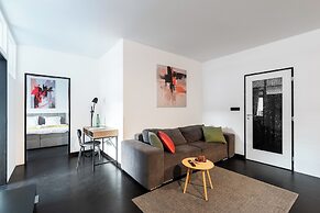 Apart loft hotel in Karlin