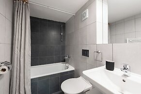 Apart loft hotel in Karlin