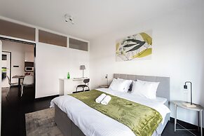 Apart loft hotel in Karlin