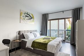 Apart loft hotel in Karlin