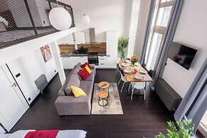 Apart loft hotel in Karlin