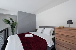 Apart loft hotel in Karlin