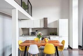 Apart loft hotel in Karlin