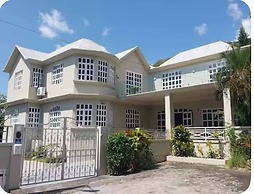 Villa les Dauphins Great for Families