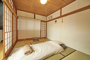 KARASUYA GuestHouse