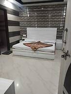 Hotel Shri Radha Niwas