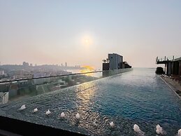 The base central Pattaya