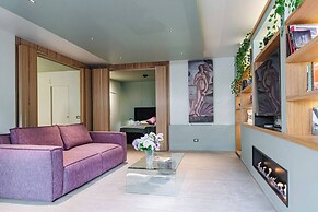 Charming Roma Apartment With Terrace - Perfect for Families and Friend