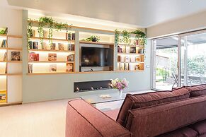 Charming Roma Apartment With Terrace - Perfect for Families and Friend