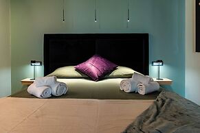 Charming Roma Apartment With Terrace - Perfect for Families and Friend
