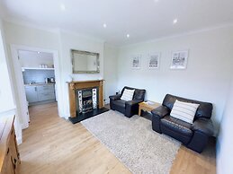 Refurb Private Suite - Wimbledon & Airport Access