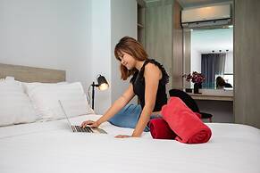 NaiHarn Duplex with Pool View UTL A310