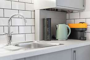 Avari Apartments - Notting Hill