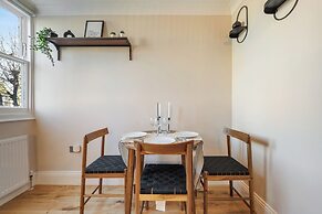 Avari Apartments - Notting Hill