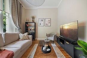 Avari Apartments - Notting Hill