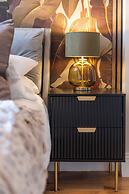 Avari Apartments - Notting Hill