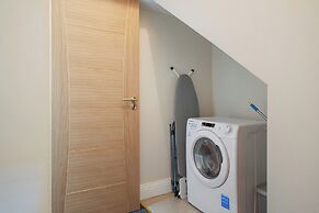 Avari Apartments - Notting Hill