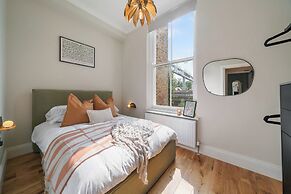 Avari Apartments - Notting Hill