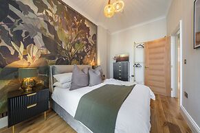 Avari Apartments - Notting Hill
