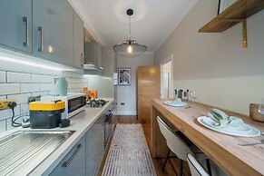 Avari Apartments - Notting Hill