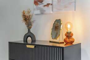 Avari Apartments - Notting Hill