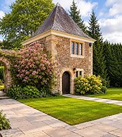 Lewtrenchard Manor