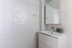 Arco - 2-BR Apt in the Heart of Athens