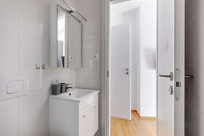 Arco - 2-BR Apt in the Heart of Athens