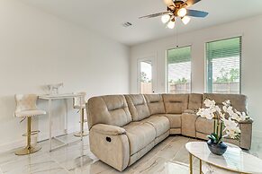 Patio & Pool Access: Family Home in Tomball