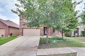 10 Mi to Dtwn Austin: Family Home w/ Communal Pool