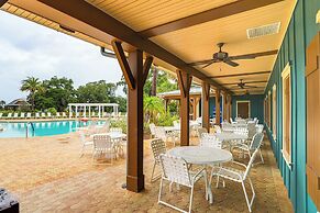 Pet-friendly Home w/ Golf Cart in The Villages!