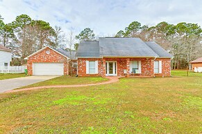 Home w/ Large Yard + Pond On-site: 15 Mi to Biloxi
