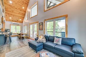 Game Room & Screened Porch: Kentucky Lake Retreat!