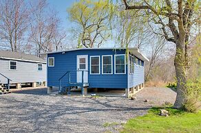 Near Beach & Downtown: York Cottage w/ Yard!