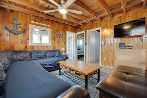 Near Beach & Downtown: York Cottage w/ Yard!