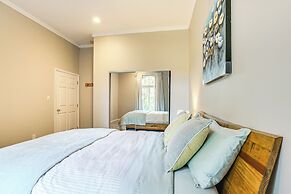 Hike & Explore: Guest Suite w/ Deck in Issaquah