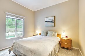 Hike & Explore: Guest Suite w/ Deck in Issaquah