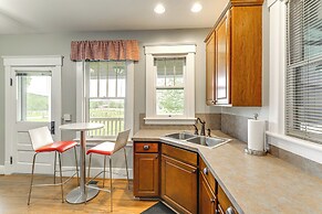 6 Mi to Rabbit Hash: Rural Home w/ 2 Porches