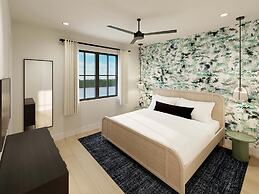 New Waterfront Home - Sunray House