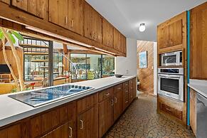Beach Grove 3 Bedroom Home
