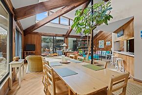 Beach Grove 3 Bedroom Home