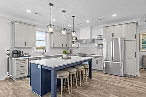 Forever Blue 6 Bedroom Home