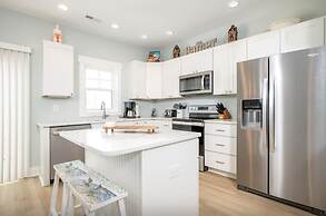 Marley's Retreat 3 Bedroom Townhouse