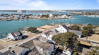 Condo On Front 1 Bedroom Condo