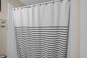 Condo On Front 1 Bedroom Condo