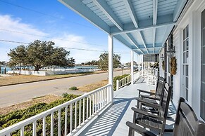 Condo On Front 1 Bedroom Condo
