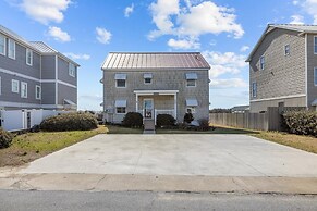 Pollock Cottage 6 Bedroom Home