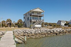 Dolphin Watch 3 Bedroom Home