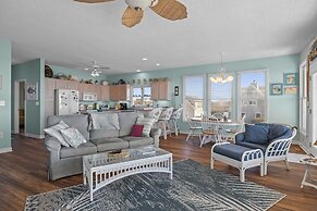 Dolphin Watch 3 Bedroom Home