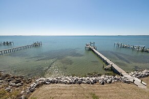 Dolphin Watch 3 Bedroom Home